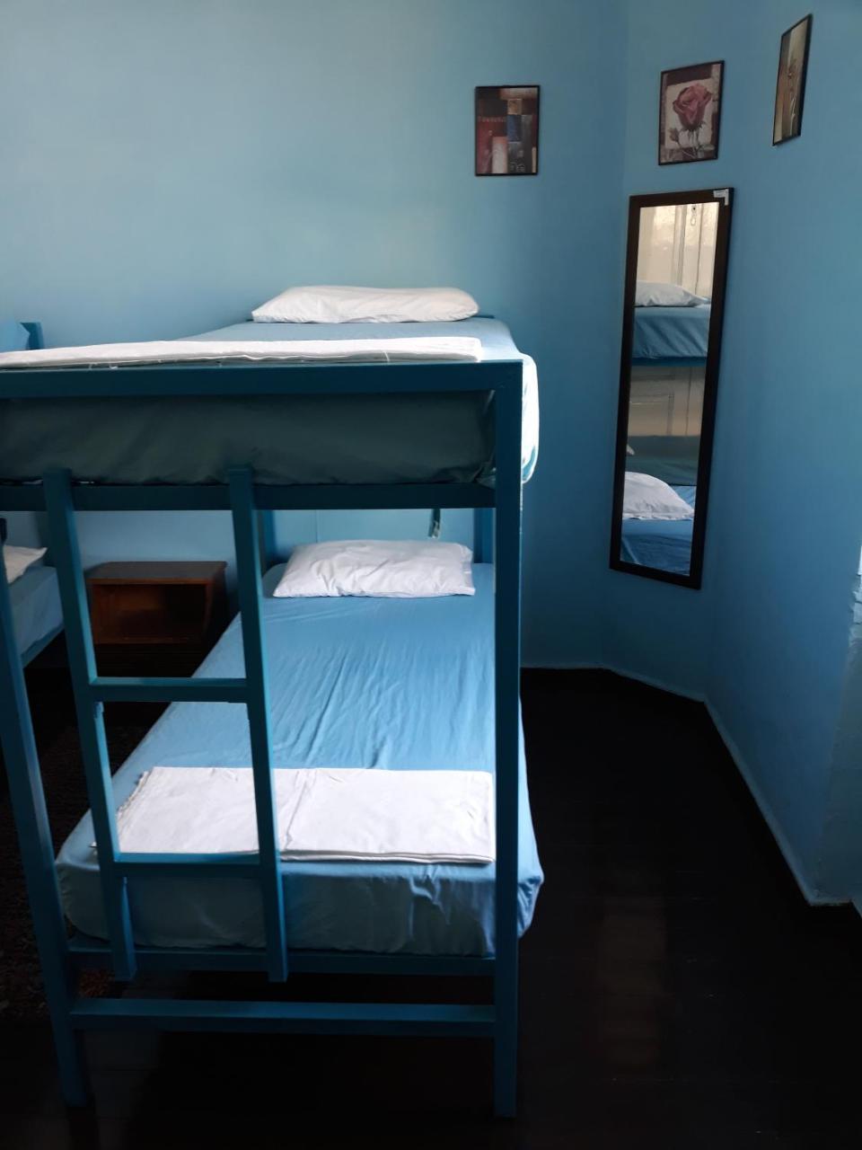 Bed op een Vrouwenslaapzaal