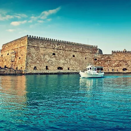 Heraklion Youth Hostel-3